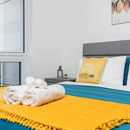 Luxury 1Br King Bed Unit - Private Balcony Appartement Kitchener Buitenkant foto