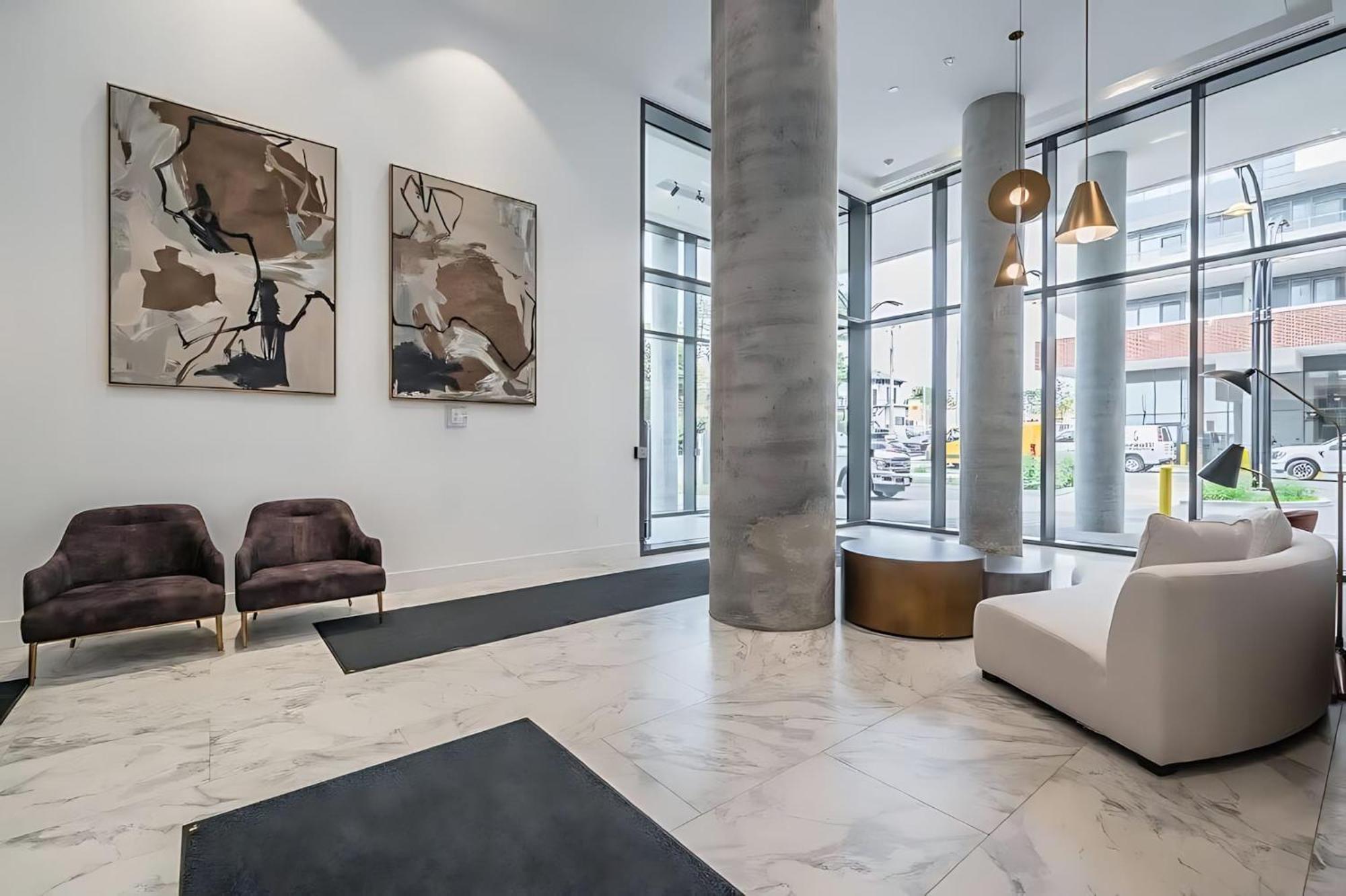 Luxury 1Br King Bed Unit - Private Balcony Appartement Kitchener Buitenkant foto